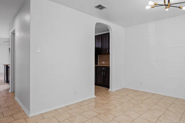 $1,995 | 252 Elisabeth Run, San Antonio, TX 78253