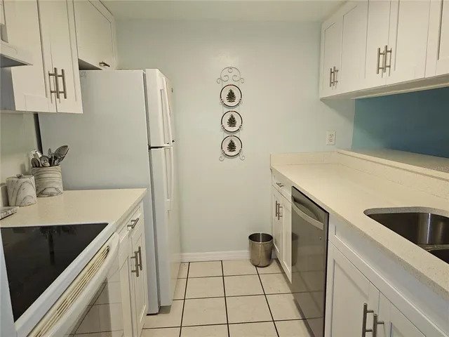 $1,450 | 2525 West Bay Drive, Unit C12, Belleair Bluffs, FL 33770