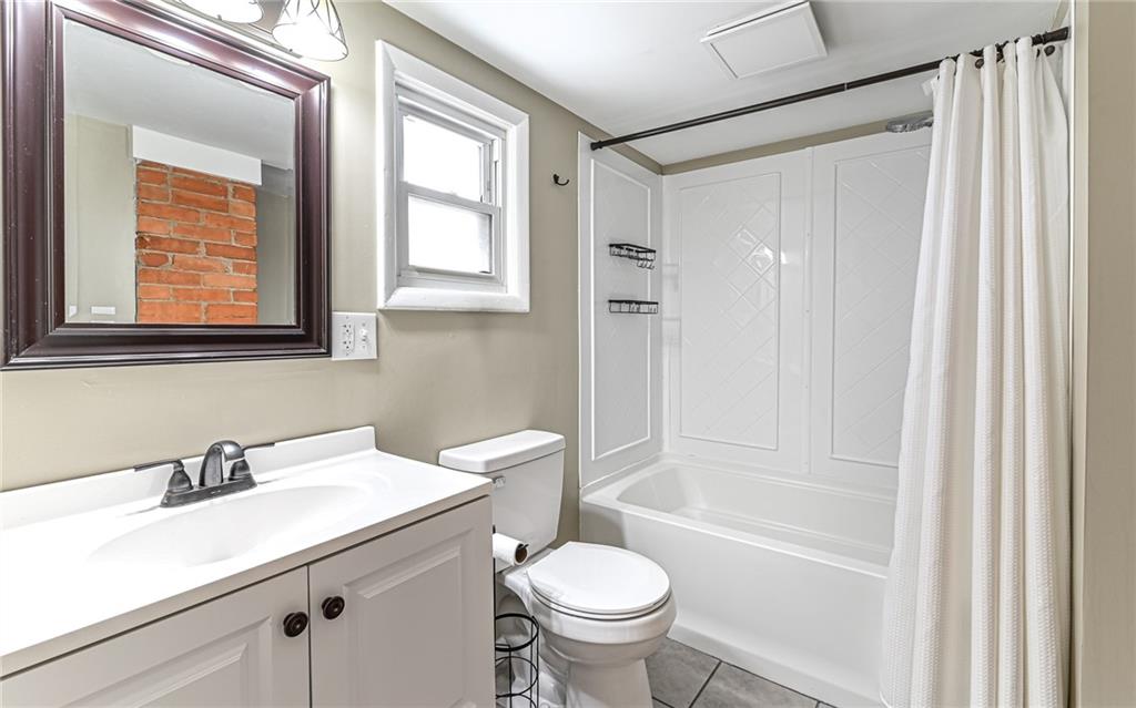 1014 Linden Street Monaca, PA 15061 - Photo 13 of 22