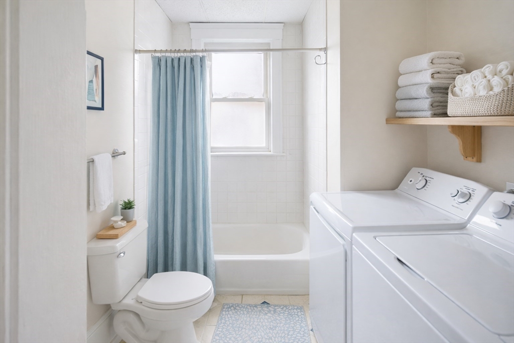 70 Nottinghill Road, Unit 2 Boston, MA 02135 - Photo 5 of 6