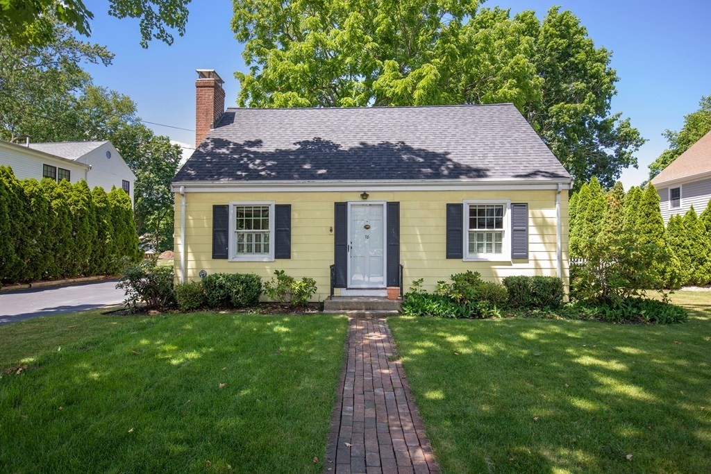 18 Stoddard Road Hingham, MA 02043 - Photo 1 of 30