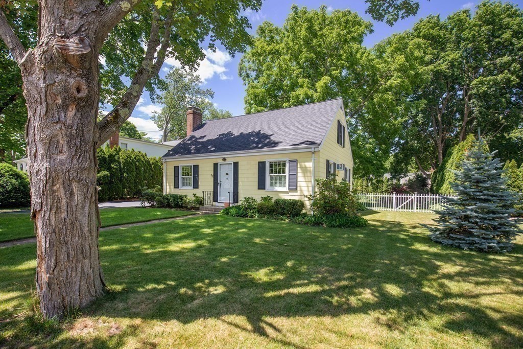 18 Stoddard Road Hingham, MA 02043 - Photo 24 of 30