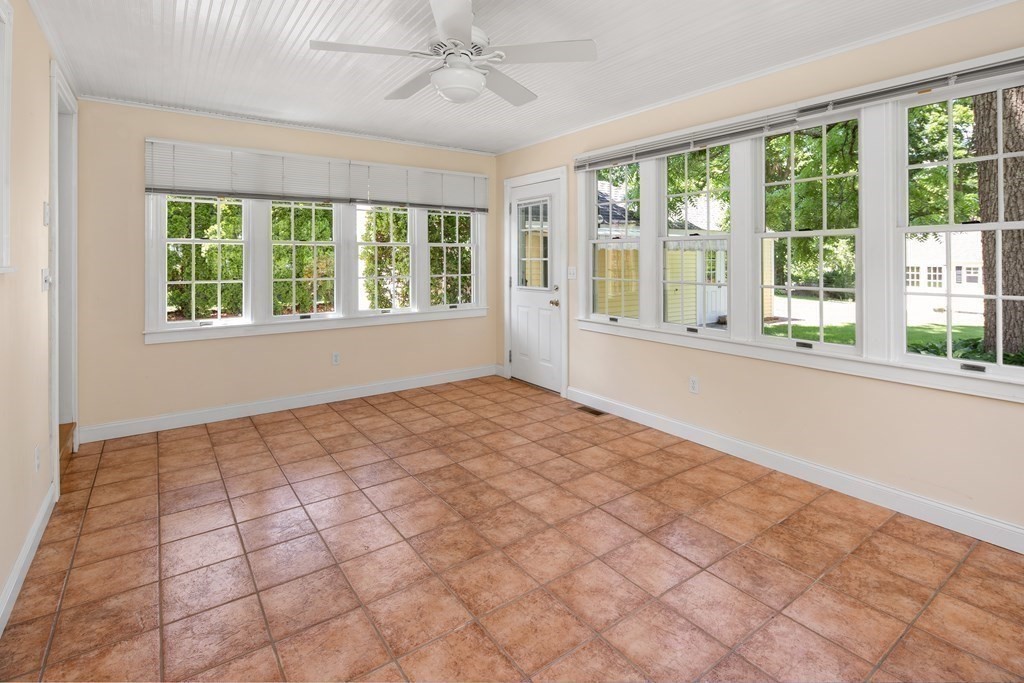 18 Stoddard Road Hingham, MA 02043 - Photo 6 of 30