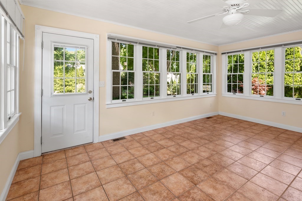 18 Stoddard Road Hingham, MA 02043 - Photo 8 of 30