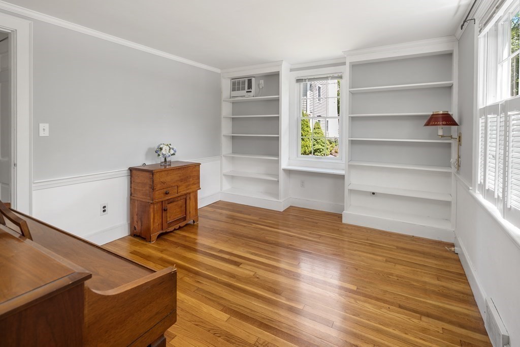 18 Stoddard Road Hingham, MA 02043 - Photo 9 of 30