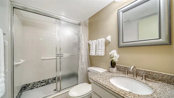 $995,000 | 19 Whispering Sands Drive, Unit 204, Sarasota, FL 34242