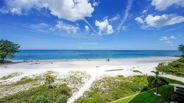 $995,000 | 19 Whispering Sands Drive, Unit 204, Sarasota, FL 34242