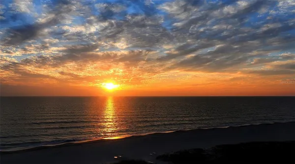 $995,000 | 19 Whispering Sands Drive, Unit 204, Sarasota, FL 34242