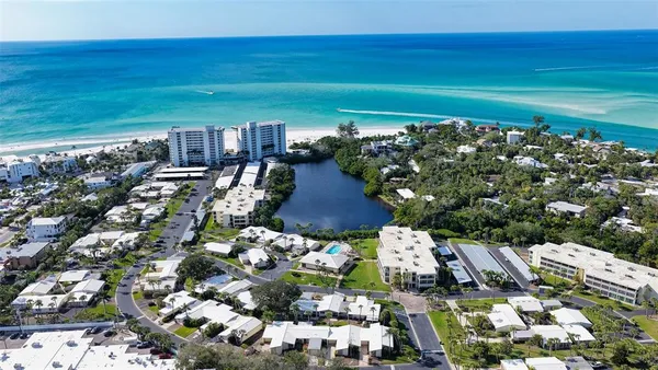 $995,000 | 19 Whispering Sands Drive, Unit 204, Sarasota, FL 34242
