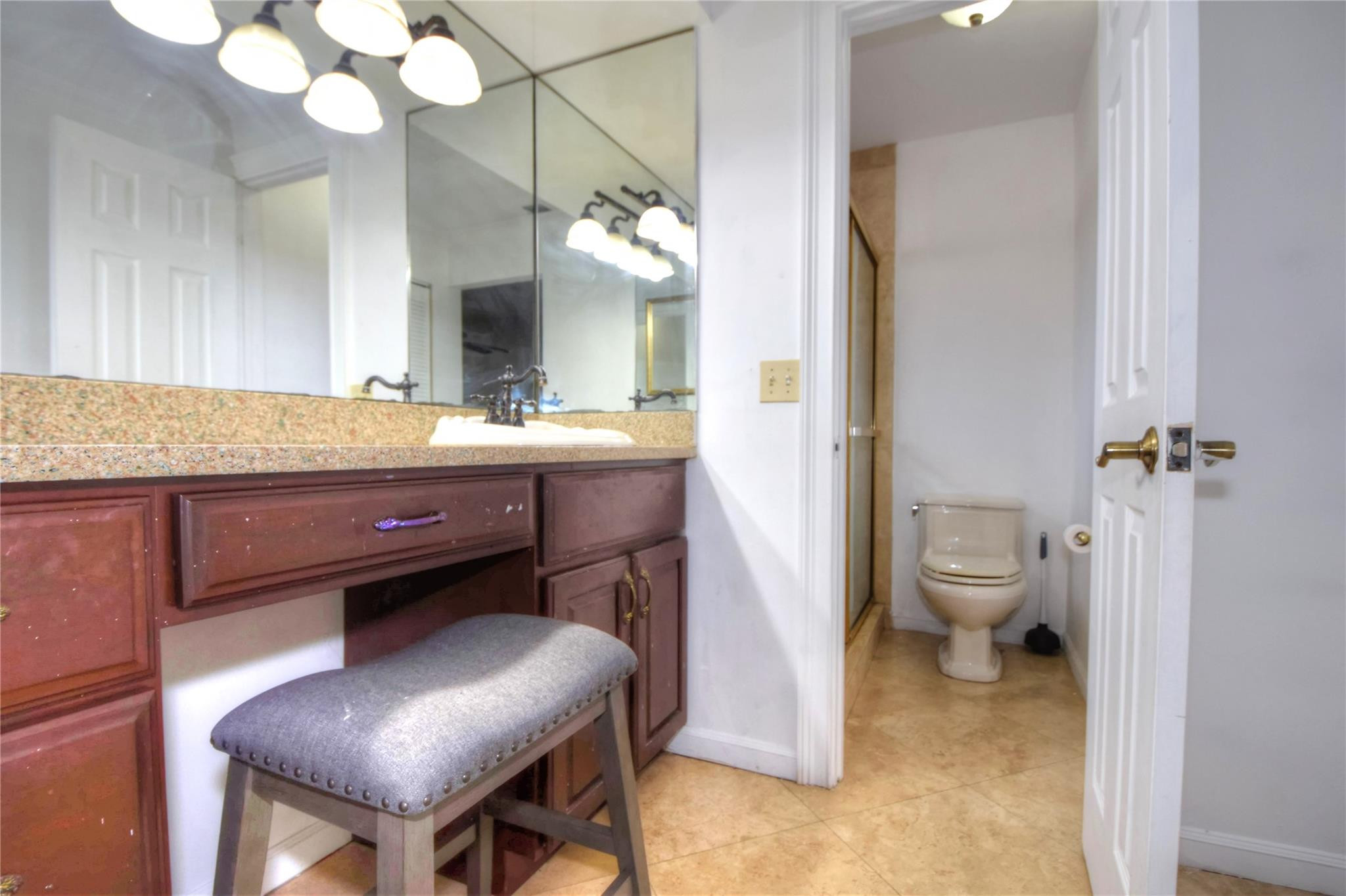 149 Northwest 70th Street, Unit 305C Boca Raton, FL 33487 - Photo 17 of 32 Separate sink and vanity area
