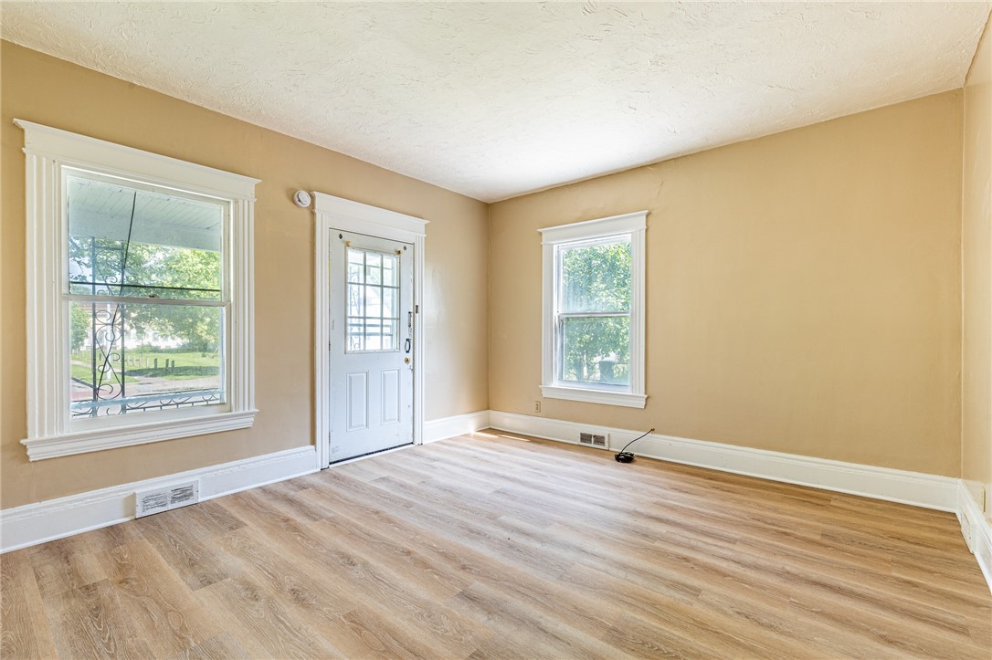 1375 North Clinton Avenue Rochester, NY 14621 - Photo 7 of 50