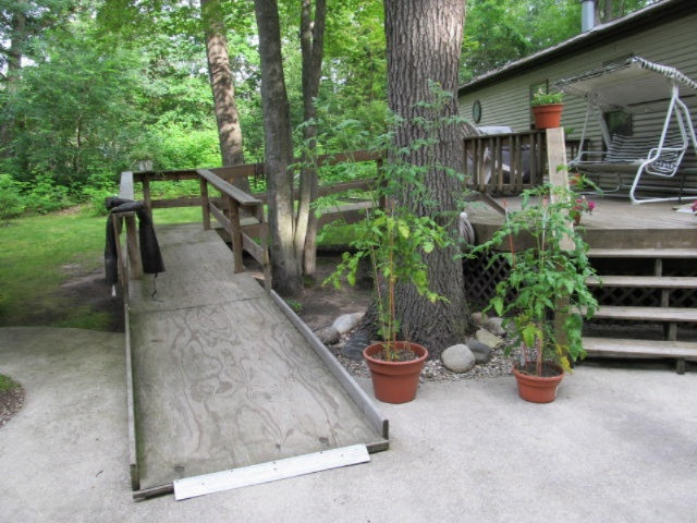 4135 West River Road Muskegon, MI 49445 - Photo 8 of 16 4135 River Rd Ramp