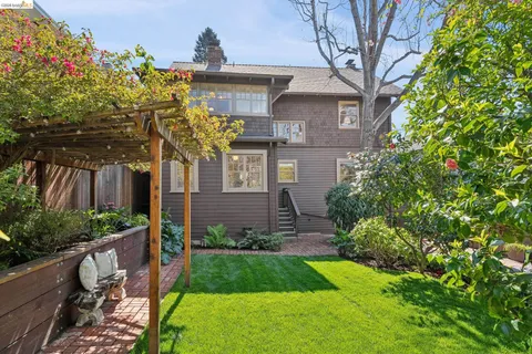 $1,950,000 | 15 Blair Avenue, Piedmont, CA 94611