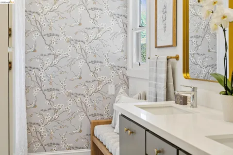 $1,950,000 | 15 Blair Avenue, Piedmont, CA 94611