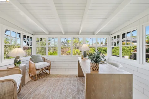 $1,950,000 | 15 Blair Avenue, Piedmont, CA 94611