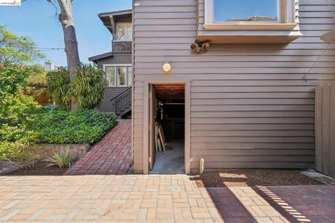 $1,950,000 | 15 Blair Avenue, Piedmont, CA 94611
