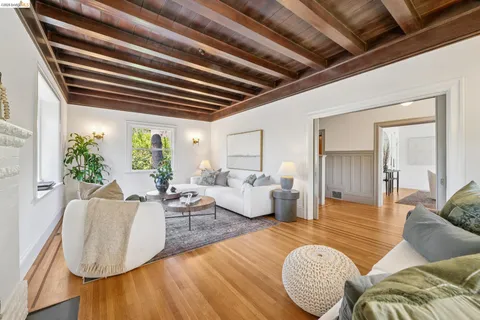 $1,950,000 | 15 Blair Avenue, Piedmont, CA 94611