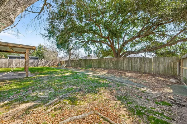 $1,900 | 927 Comstock Springs Drive, Katy, TX 77450