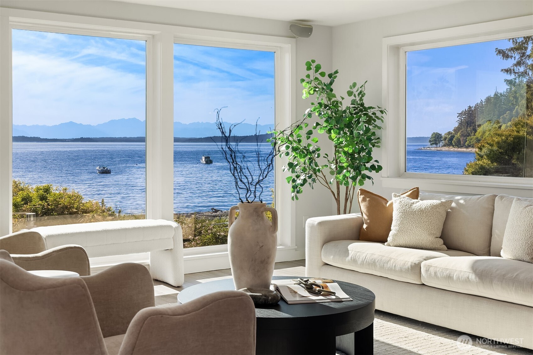 8917 Fauntleroy Way Southwest Seattle, WA 98136 - Photo 10 of 40