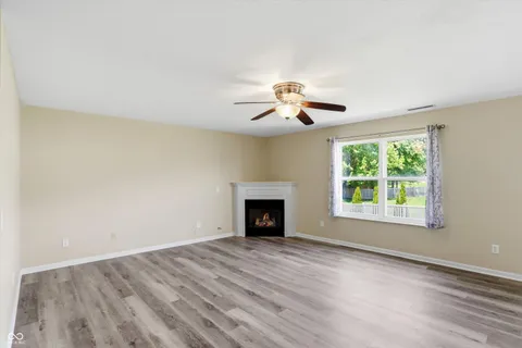 $379,999 | 10802 Pleasant View Lane, Fishers, IN 46038