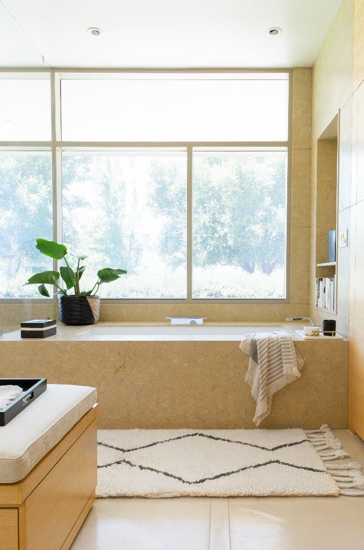 12950 Robleda Road Los Altos Hills, CA 94022 - Photo 23 of 39