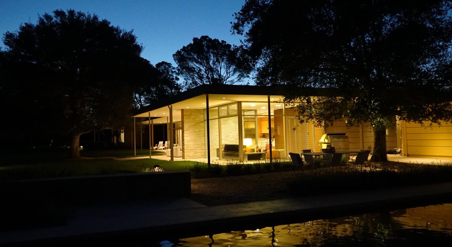 12950 Robleda Road Los Altos Hills, CA 94022 - Photo 4 of 39