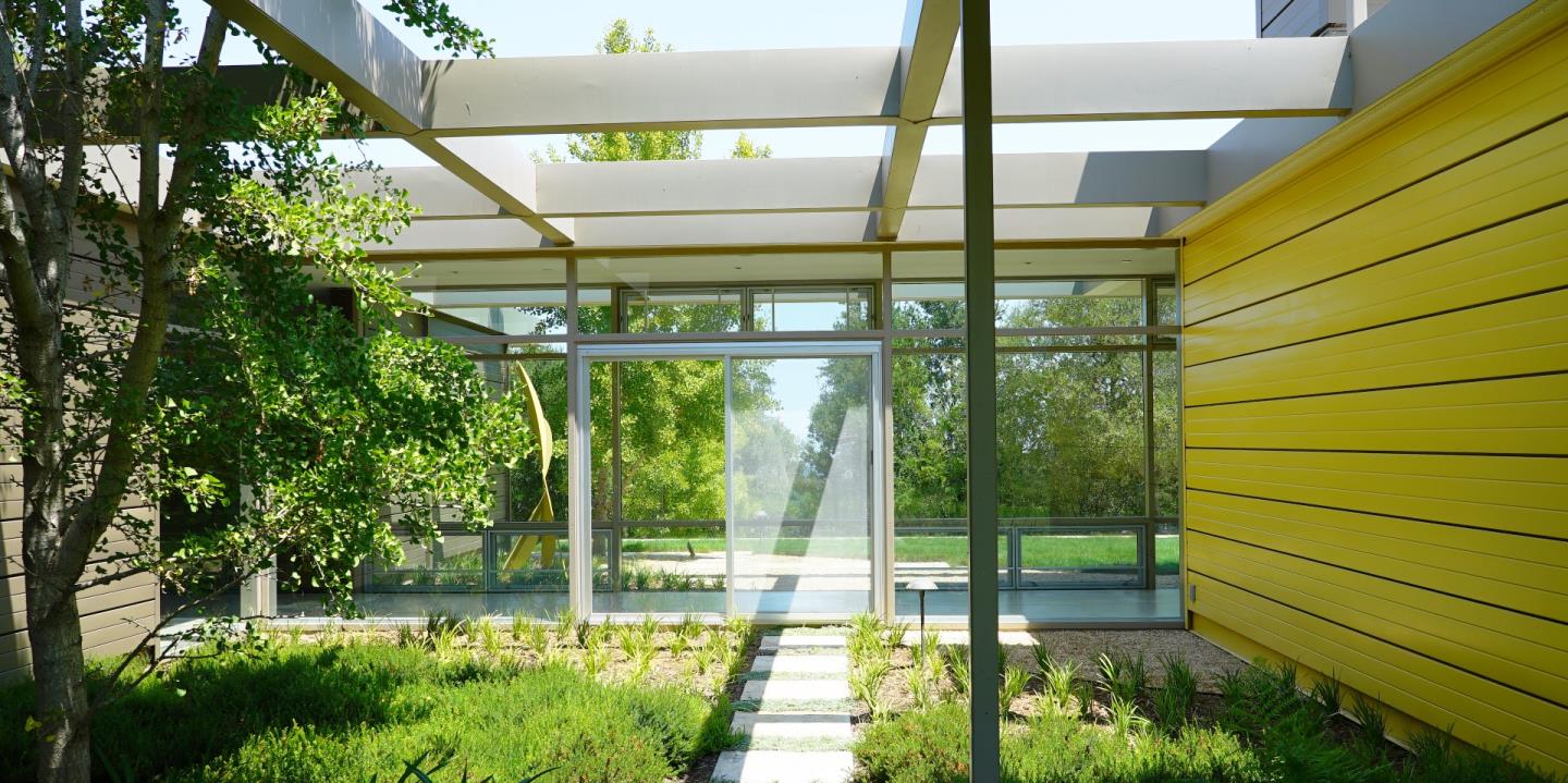 12950 Robleda Road Los Altos Hills, CA 94022 - Photo 6 of 39