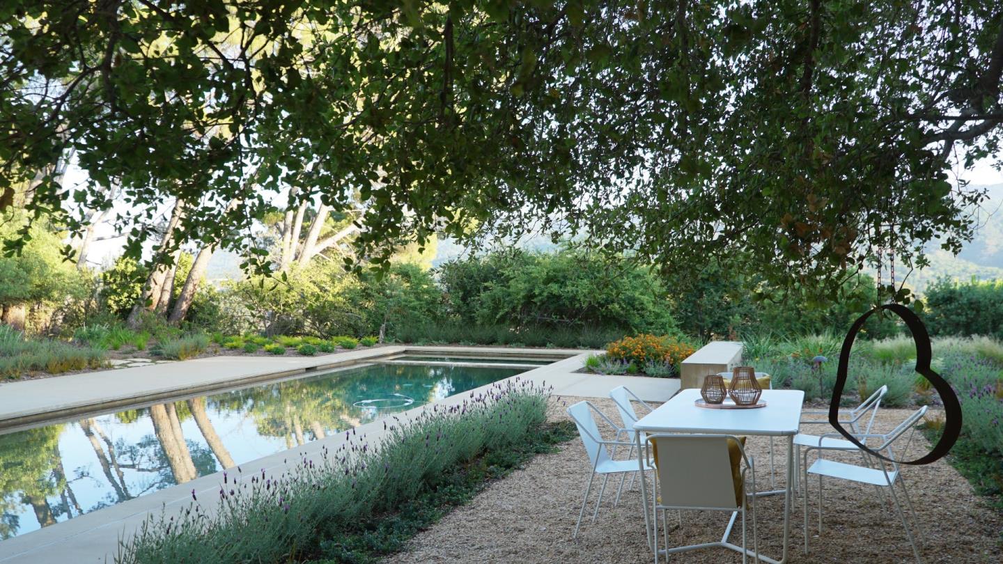 12950 Robleda Road Los Altos Hills, CA 94022 - Photo 9 of 39