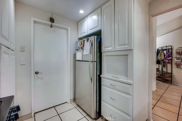 a view of walk in closet