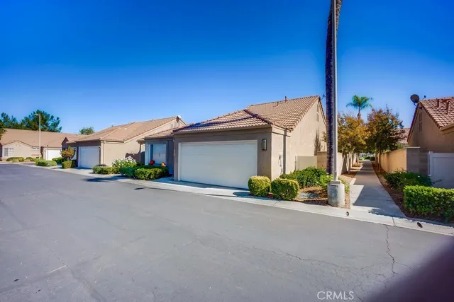 $409,000 | 930 Countryside Street, Hemet, CA 92545