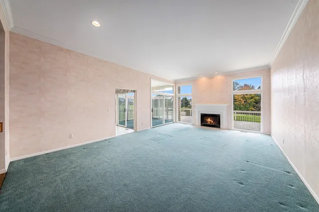 $669,500 | 1989 Stonebridge Drive North, Ann Arbor, MI 48108