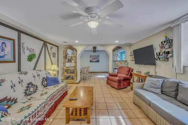 $399,900 | 736 Oak Street, Taylor, PA 18517