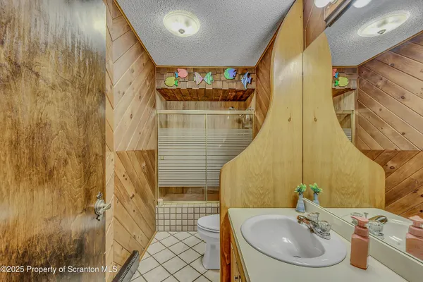 $399,900 | 736 Oak Street, Taylor, PA 18517