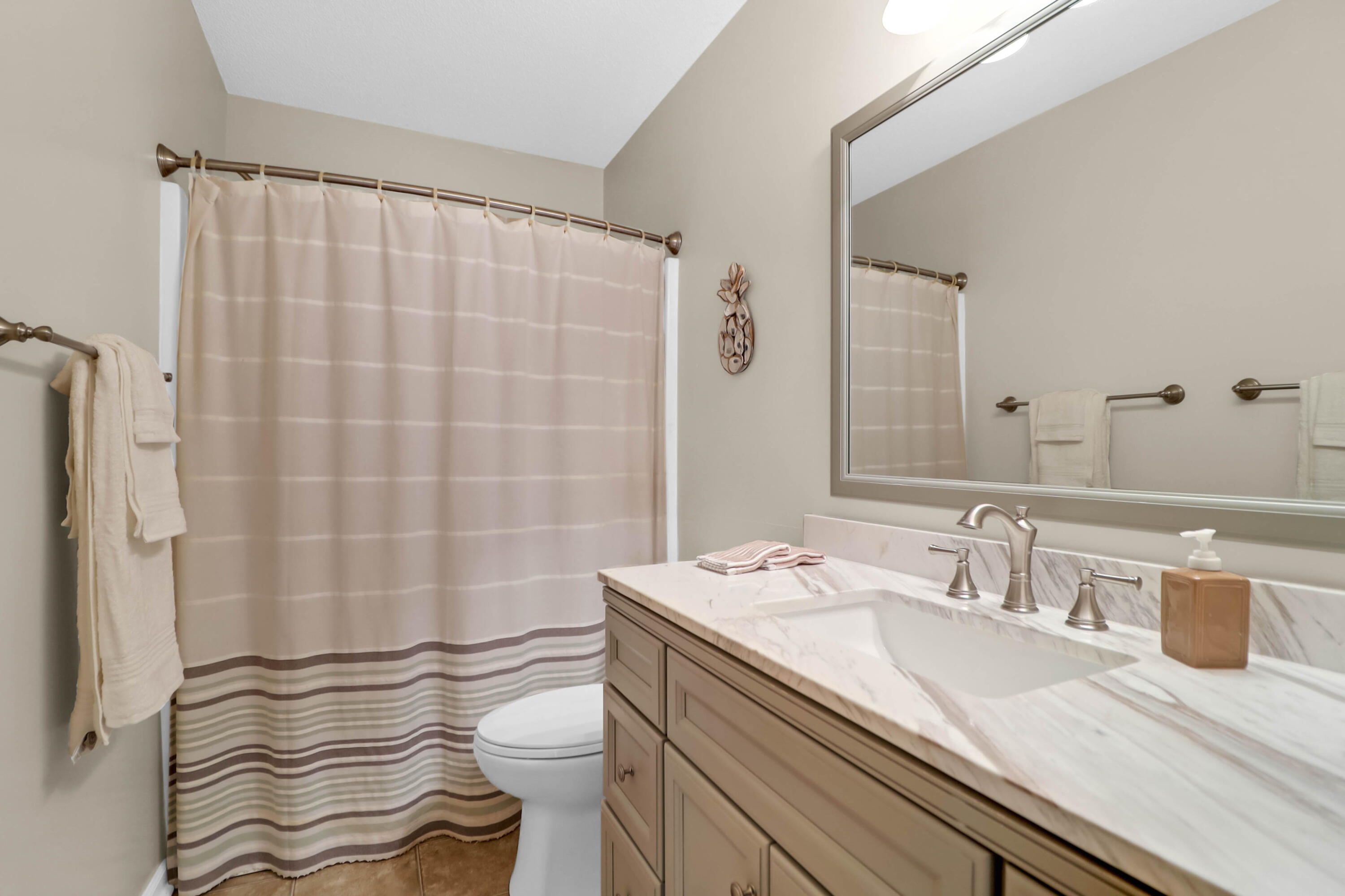 536 Castle Hall Road Mount Pleasant, SC 29464 - Photo 13 of 20 536 Castle Hall -Tidalcreekphoto- (23)