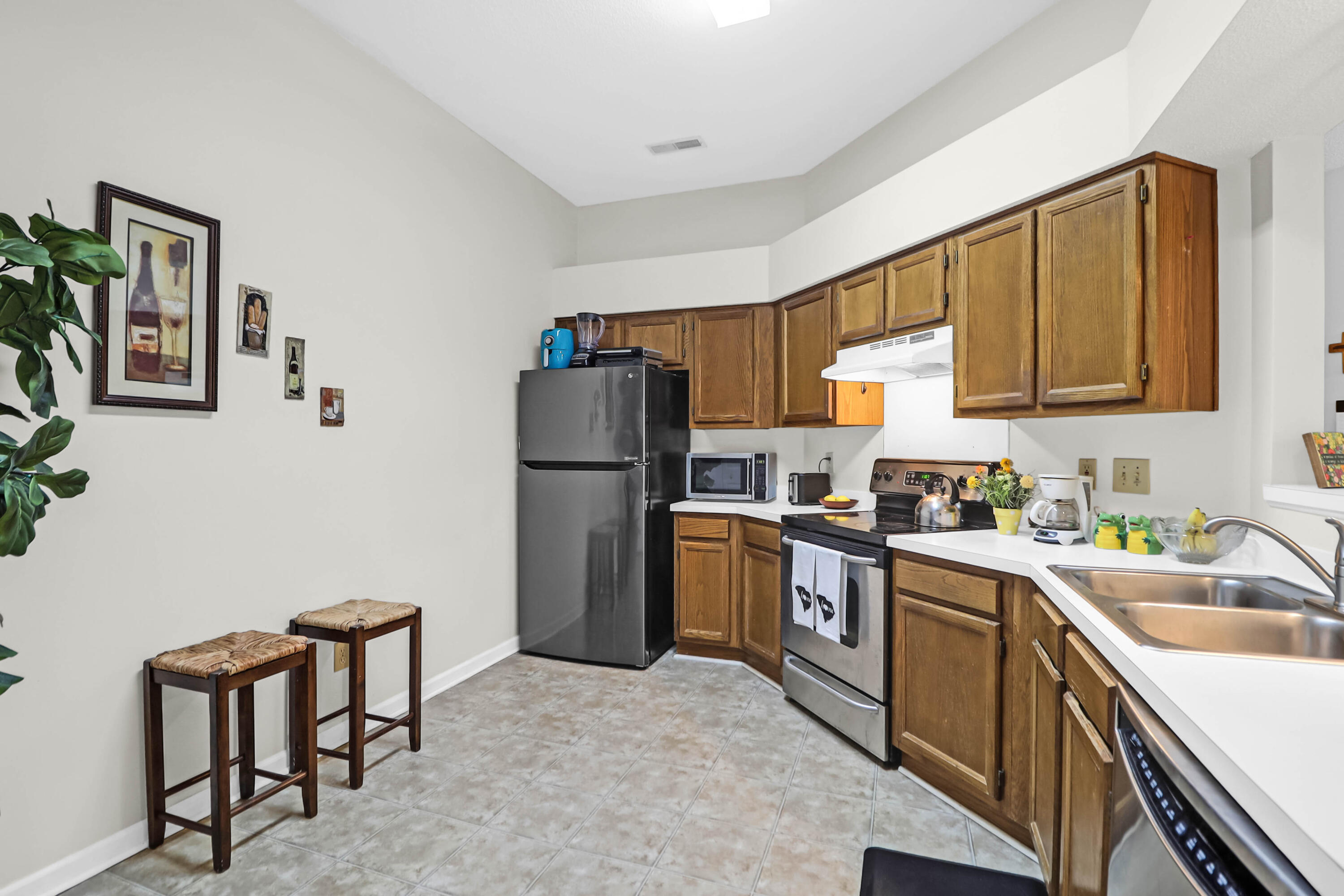 536 Castle Hall Road Mount Pleasant, SC 29464 - Photo 6 of 20 536 Castle Hall -Tidalcreekphoto- (14)