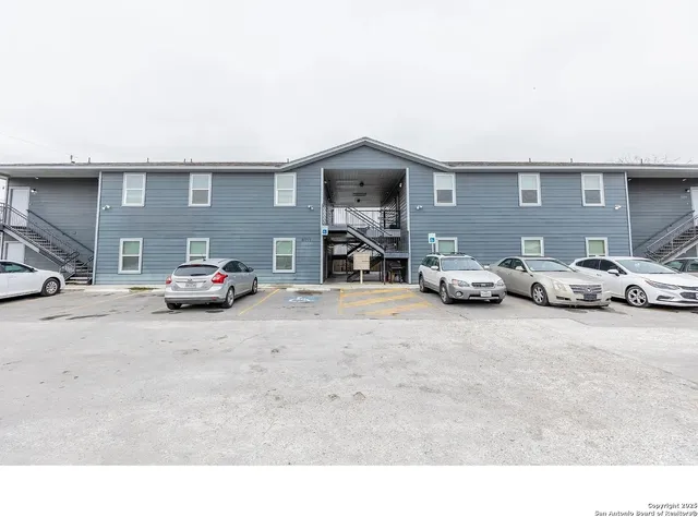 $900 | 8111 Landing, San Antonio, TX 78227