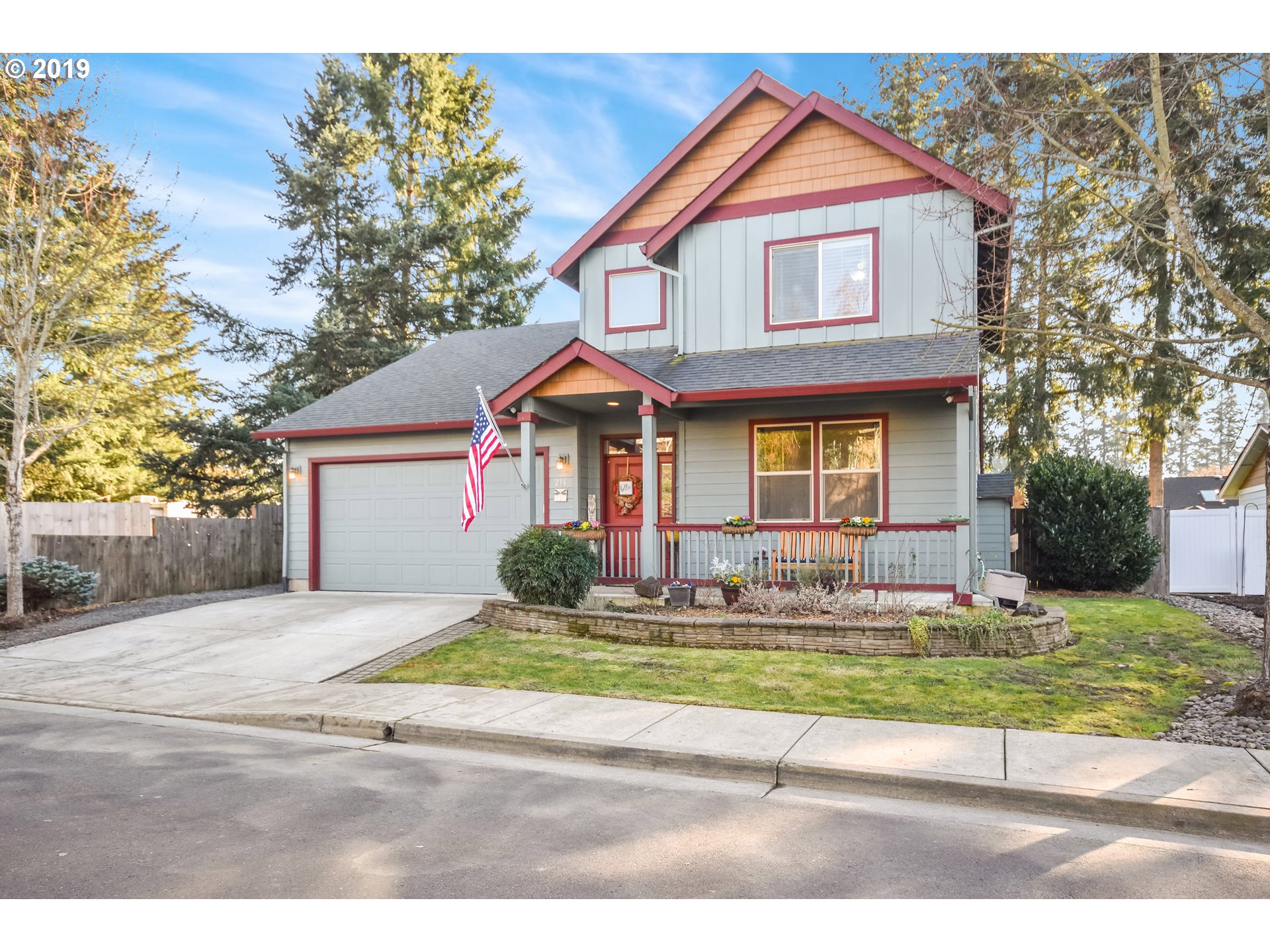 216 Emma Lane Newberg, OR 97132 - Photo 1 of 26 Gallery Image 1