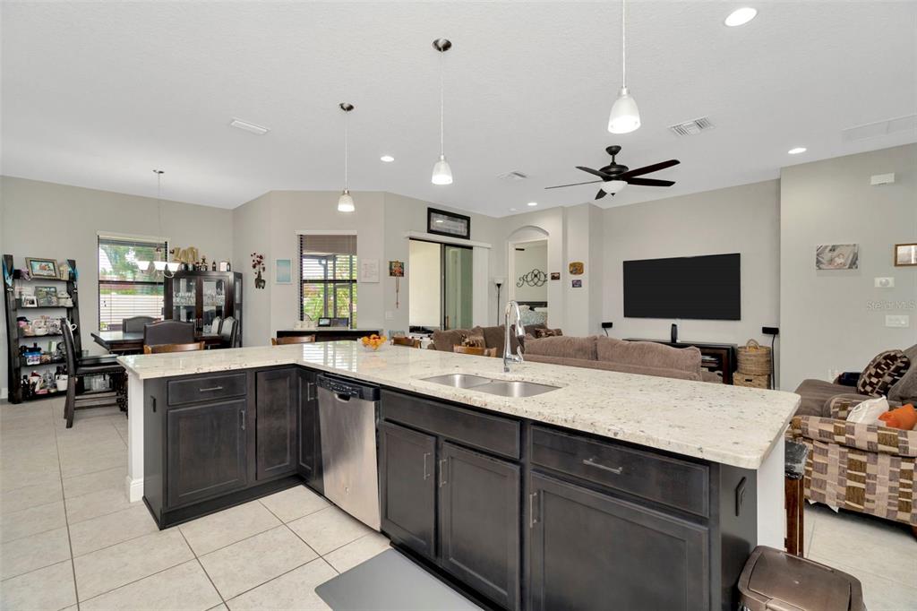 11026 Brahman Ranch Circle Riverview, FL 33578 - Photo 12 of 42