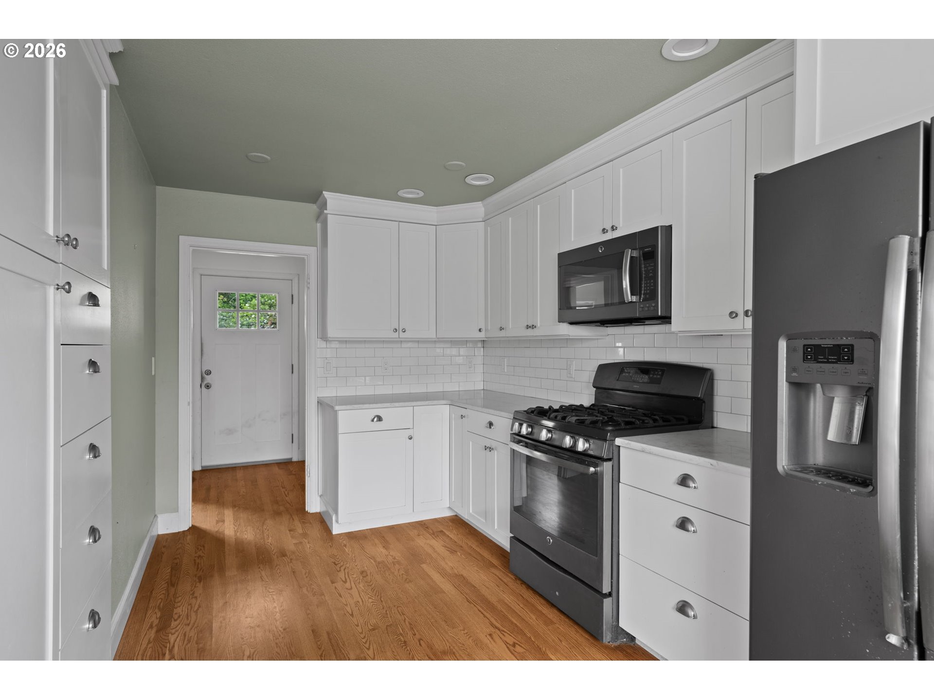 357 West Niagara Avenue Astoria, OR 97103 - Photo 8 of 19
