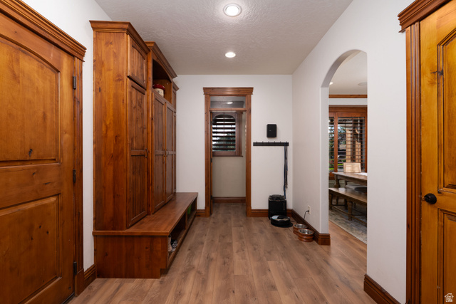 687 South 2080th Street East Springville, UT 84663 - Photo 26 of 149 Mudroom