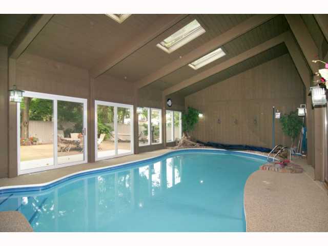 2120 Pinebrook Road Columbus, OH 43220 - Photo 16 of 18