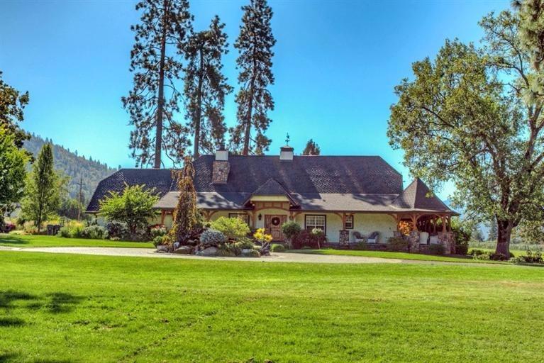 13696 North Applegate Road Grants Pass, OR 97527 - Photo 1 of 1 Primary Photo