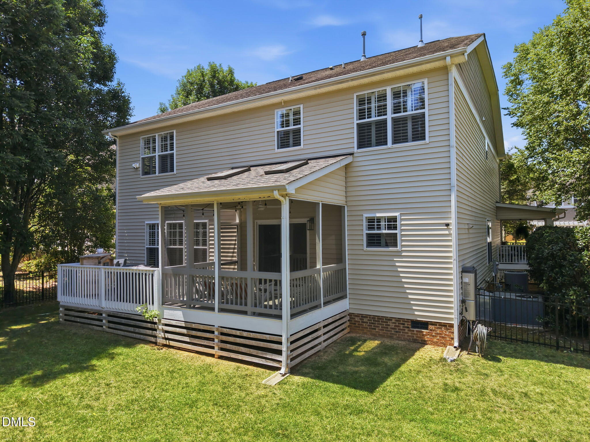 10617 Friendly Neighbor Lane Raleigh, NC 27614 - Photo 27 of 33