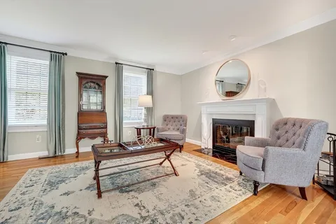 $1,265,000 | 2 Heritage Lane, Saugus, MA 01906