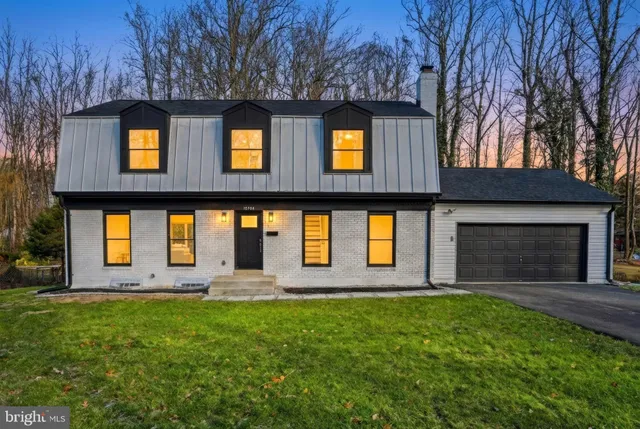 $1,249,990 | 10704 Howerton Avenue, Fairfax, VA 22030
