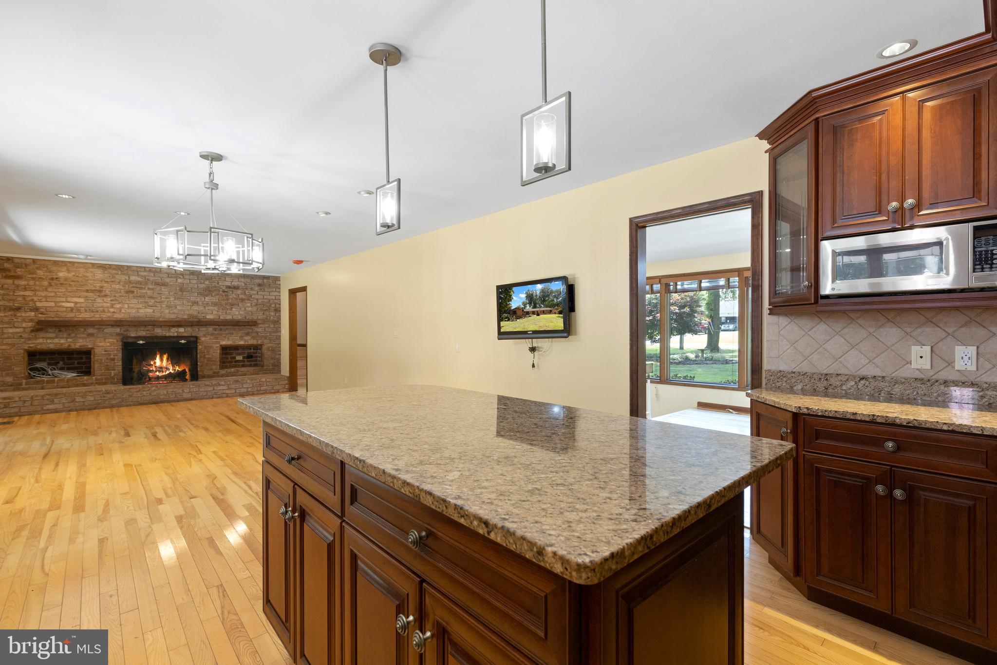 9818 Fox Hill Road Perry Hall, MD 21128 - Photo 13 of 37
