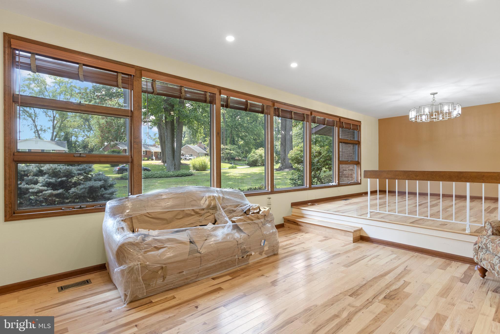 9818 Fox Hill Road Perry Hall, MD 21128 - Photo 4 of 37
