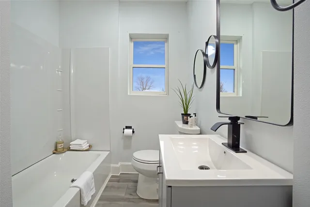 $1,695 | 8505 Denby Street, Houston, TX 77012