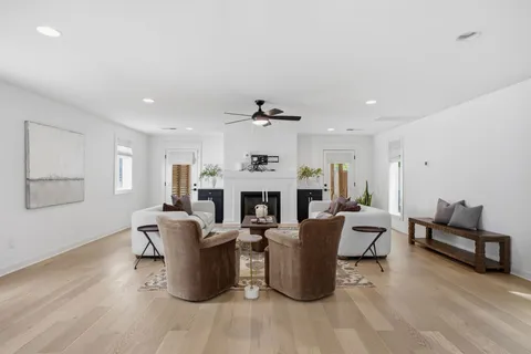 $1,325,000 | 2910 B Primrose Circle, Nashville, TN 37212
