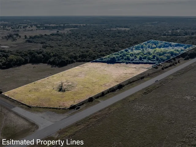 a view of outdoor space